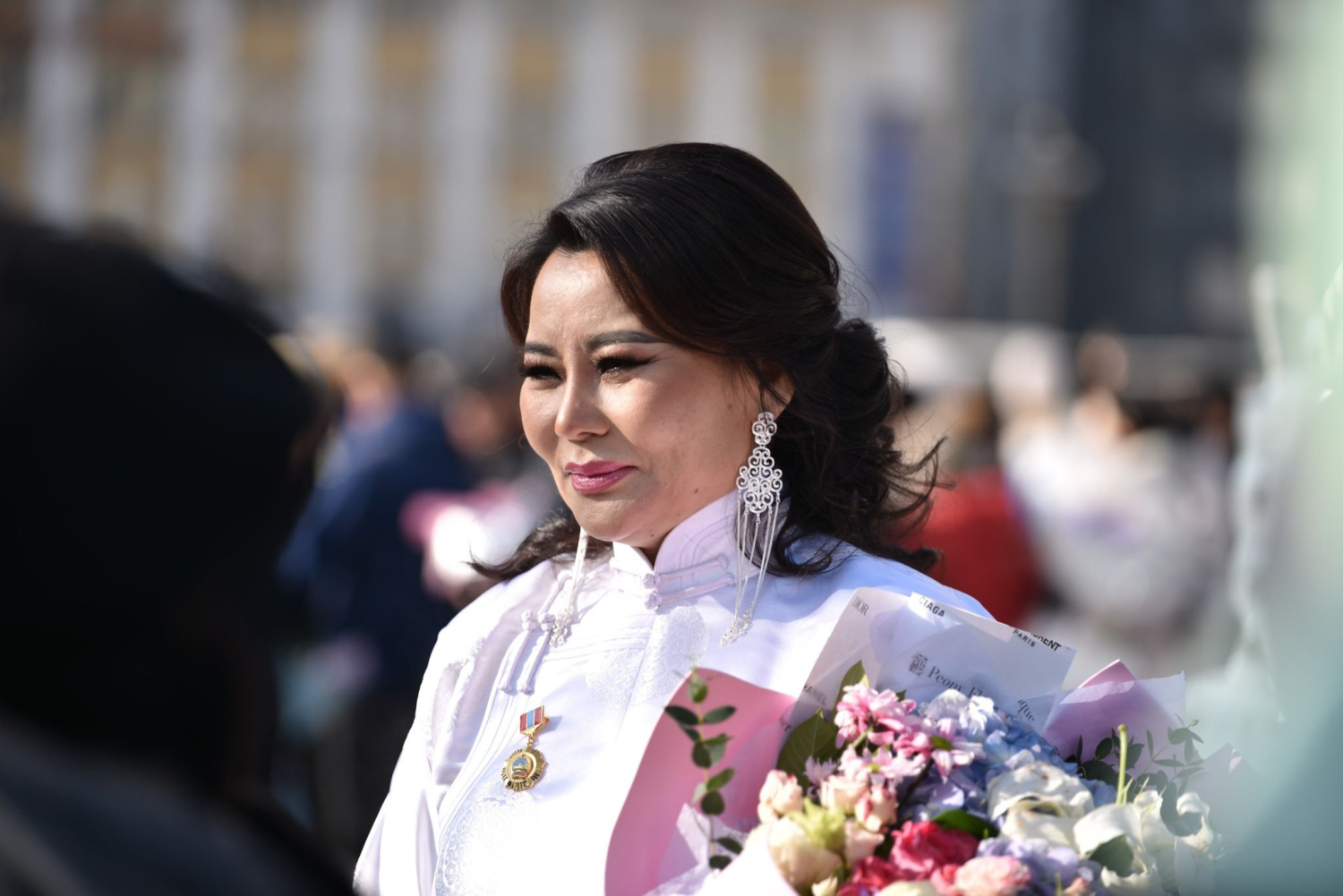 Ш.НАРАНЧИМЭГ: ХҮН ХООЛОЙГООР БУС УХААНААР ДУУЛДАГ