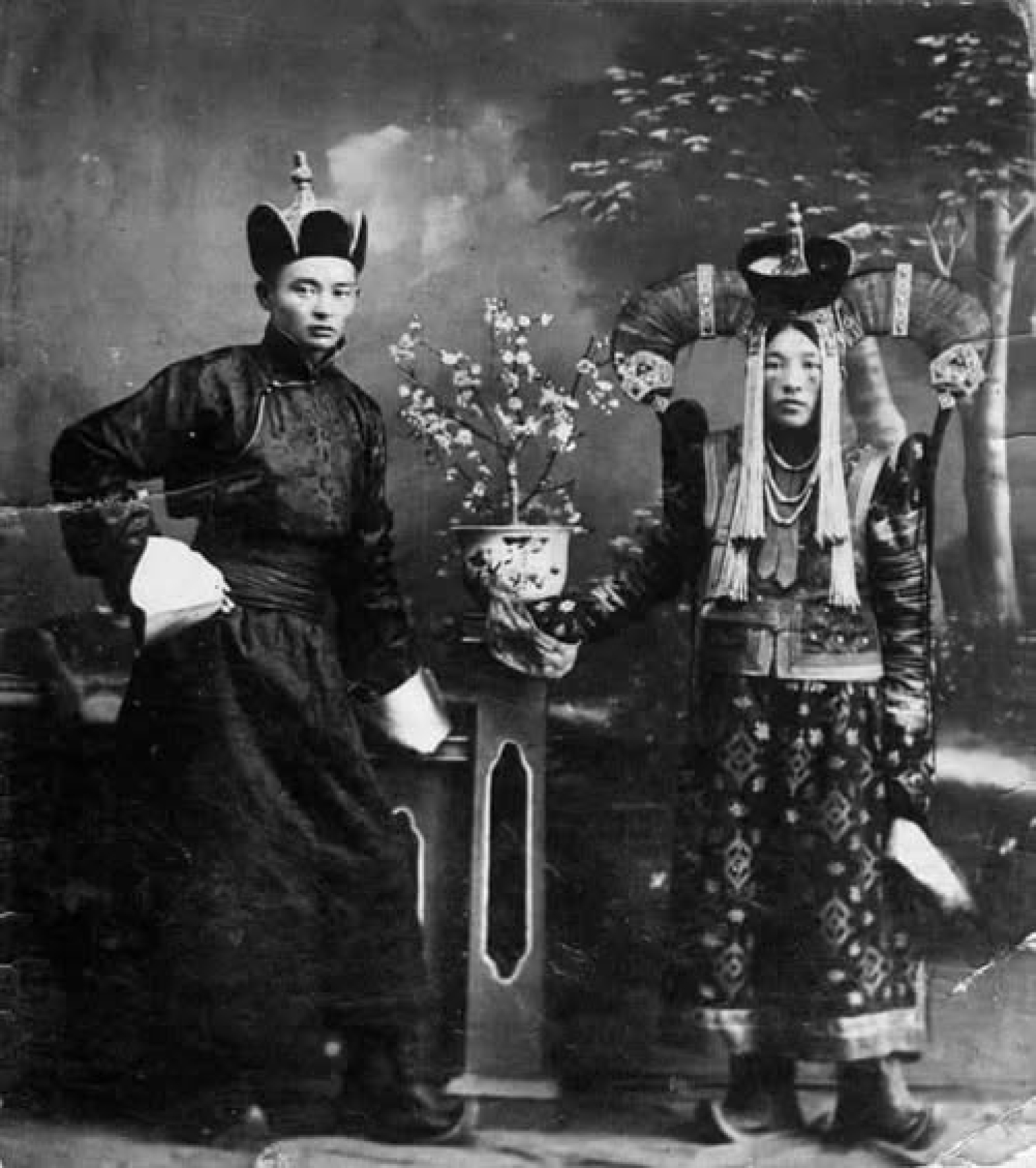 Бортолгойн гуйлтаар мяндаг тушаалтай 70 ламыг Маршал суллуулсан түүх